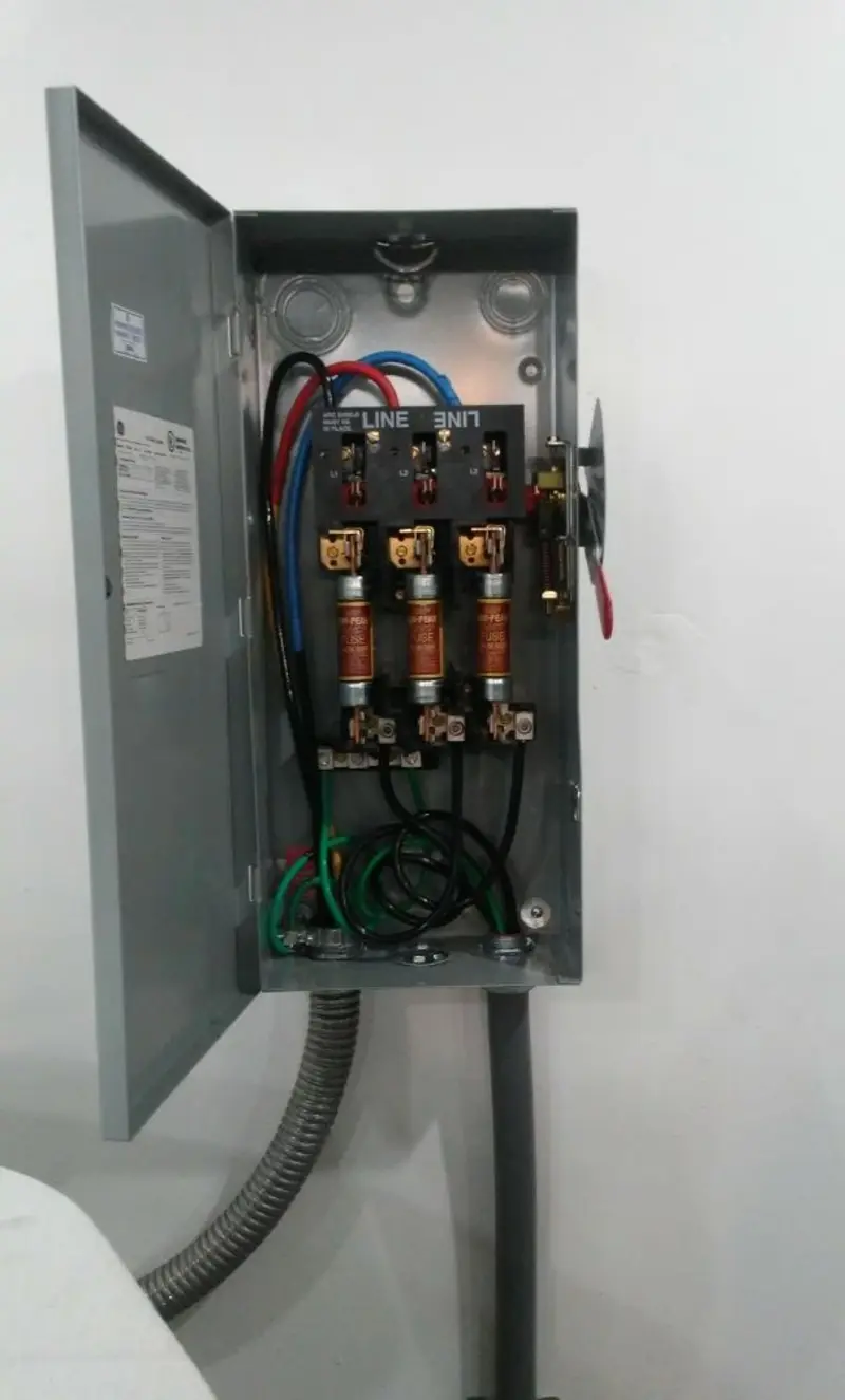 Three-phase disconnect switch installed for Smoke Detector Installation in Maxatawny